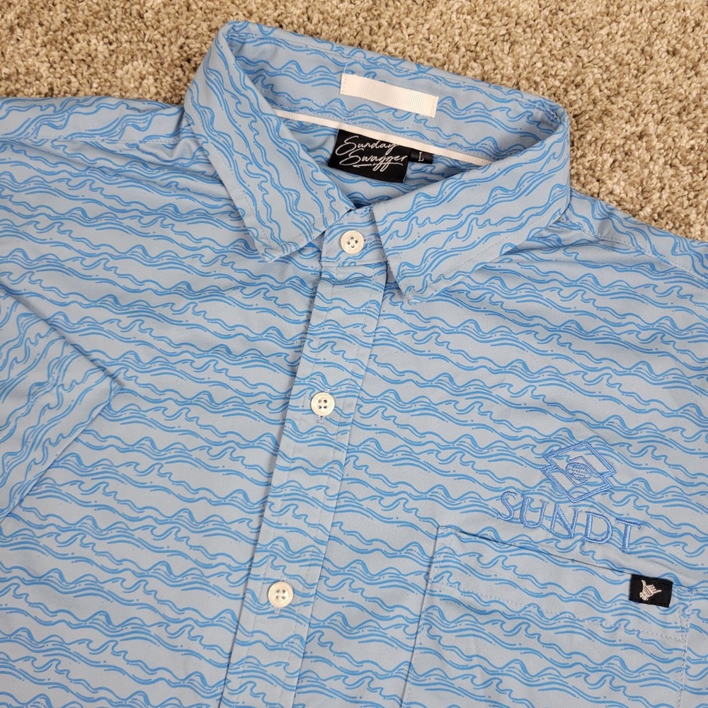 Sunday Swagger Mens Large Blue AOP Waves Performance Stretch Button Up SS